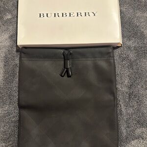 NWT Burberry Charcoal Toiletry Bag